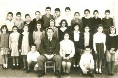 Δημοτικό Σχολείο Ακρούντας.10 Απριλίου 1967. Δ', Ε' και Στ' τάξη με Δάσκαλο τον κ. Τάσο και Δασκάλα την κ. Σοφρωνία.